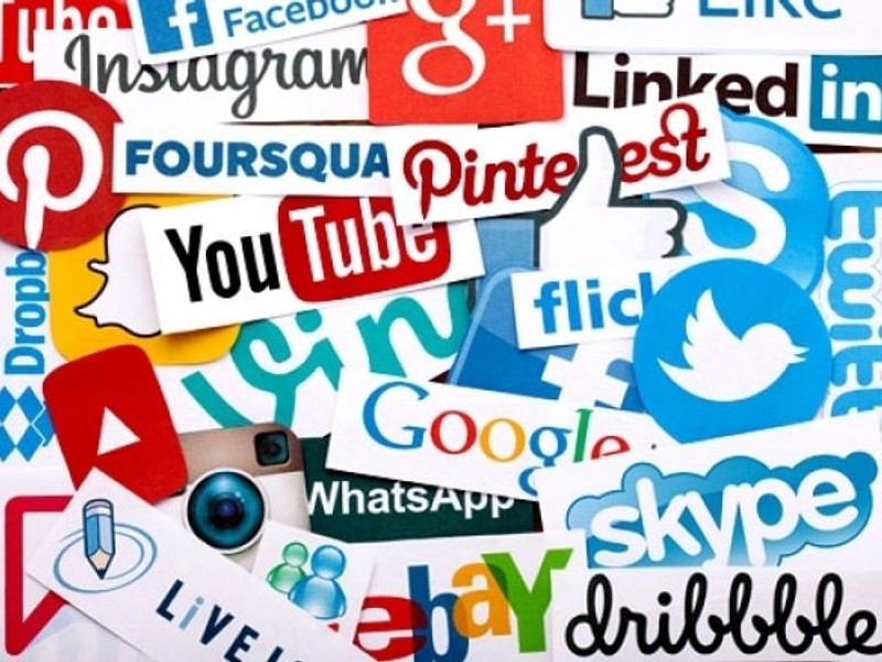 Tổ chức hỗ trợ bên ngoài MCW